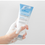 Isntree Hyaluronic acid low-ph cleansing foam 20 ml