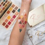 Revolution Roxi eyeshadow palette палетка тіней