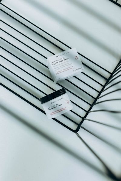 DCL Multi-Action Penta Peel 50 шт Мультифункціональні пілінг-пади для обличчя ЦБ-00035317 фото