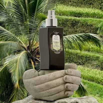 Sultane body water Malasie 200ml Вода для тіла Малайзія ЦБ-00033387 фото